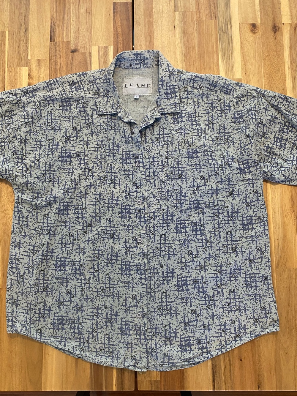 Relaxed Short-Sleeve Button-Down Shirt — Blue Pattern by